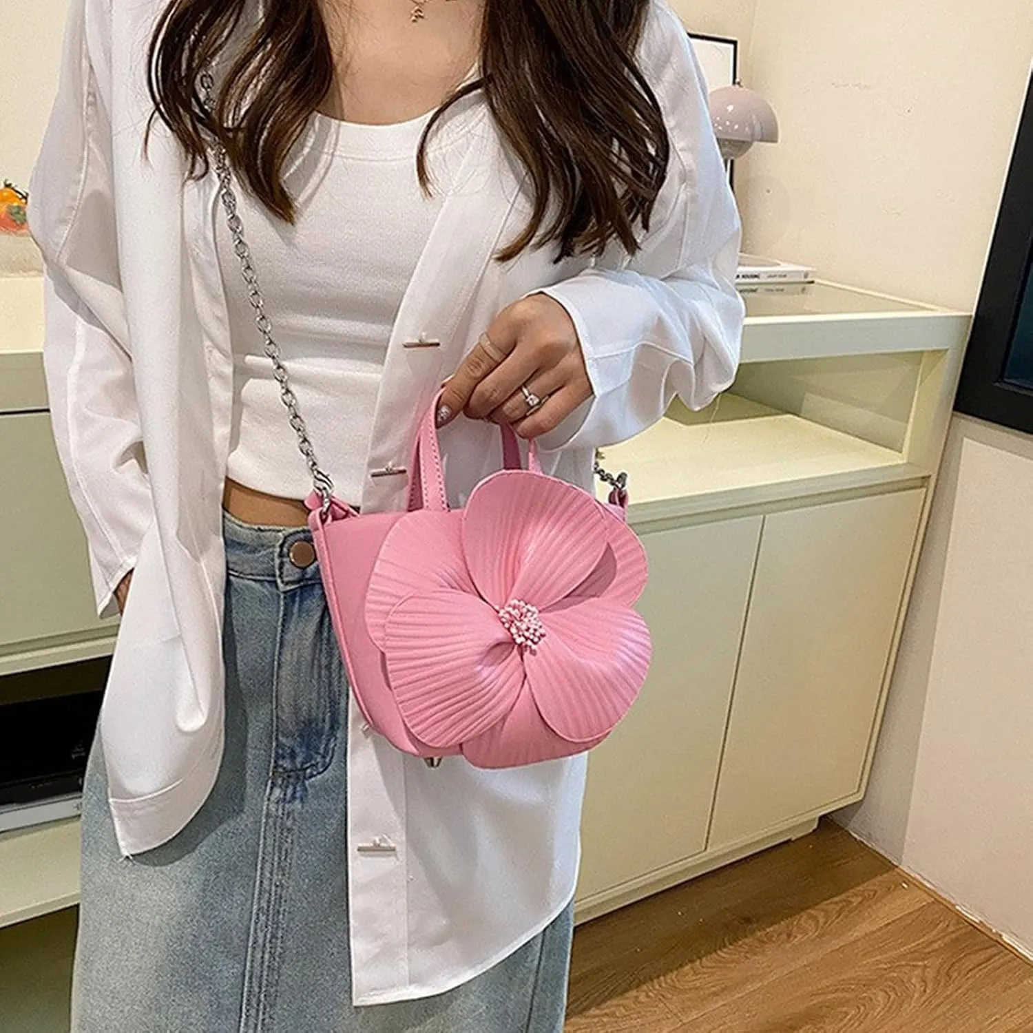 Elegant PU Leather Floral Purse Small Bucket Bag with Chain Strap for Women Evening Party Crossbody Shoulder Handbag