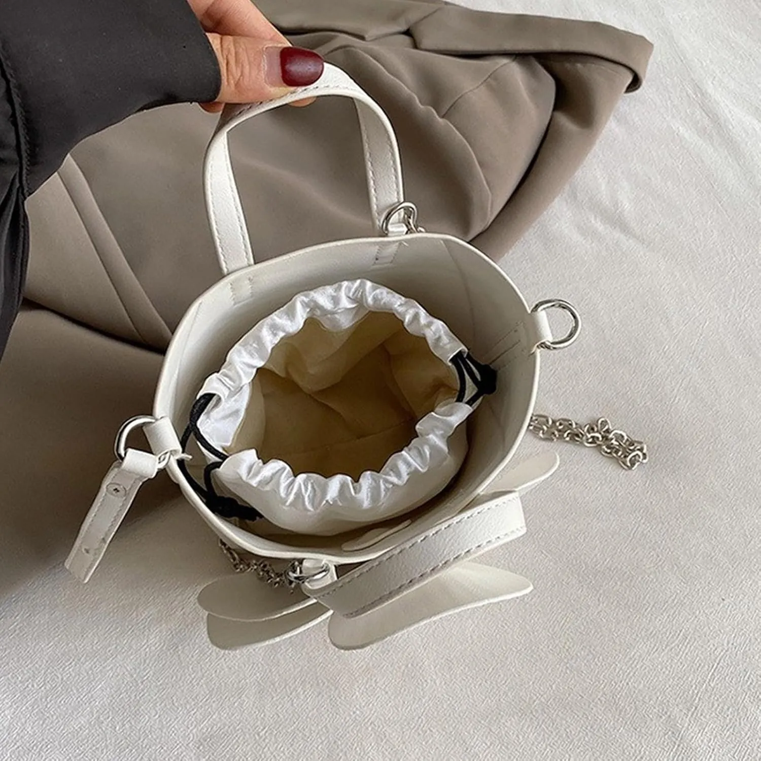 Elegant PU Leather Floral Purse Small Bucket Bag with Chain Strap for Women Evening Party Crossbody Shoulder Handbag