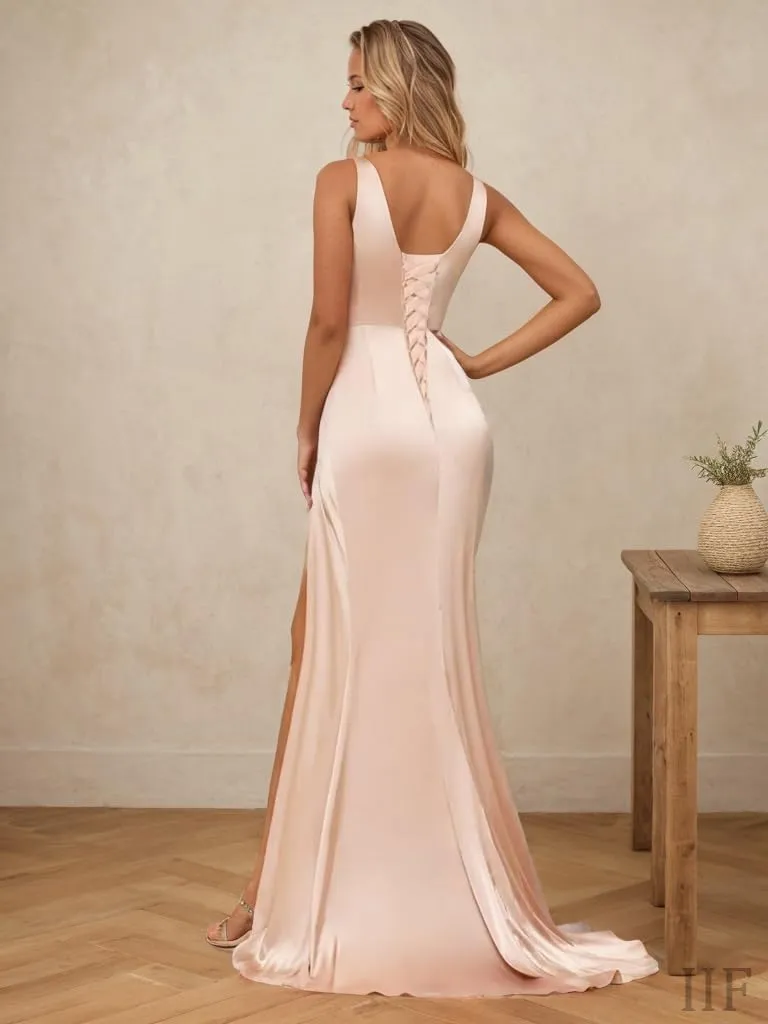 IIF Women's V Neck Bridesmaid Dresses for Wedding Satin Ruched Waist Pleated Formal Party Dress with Slit IIF124