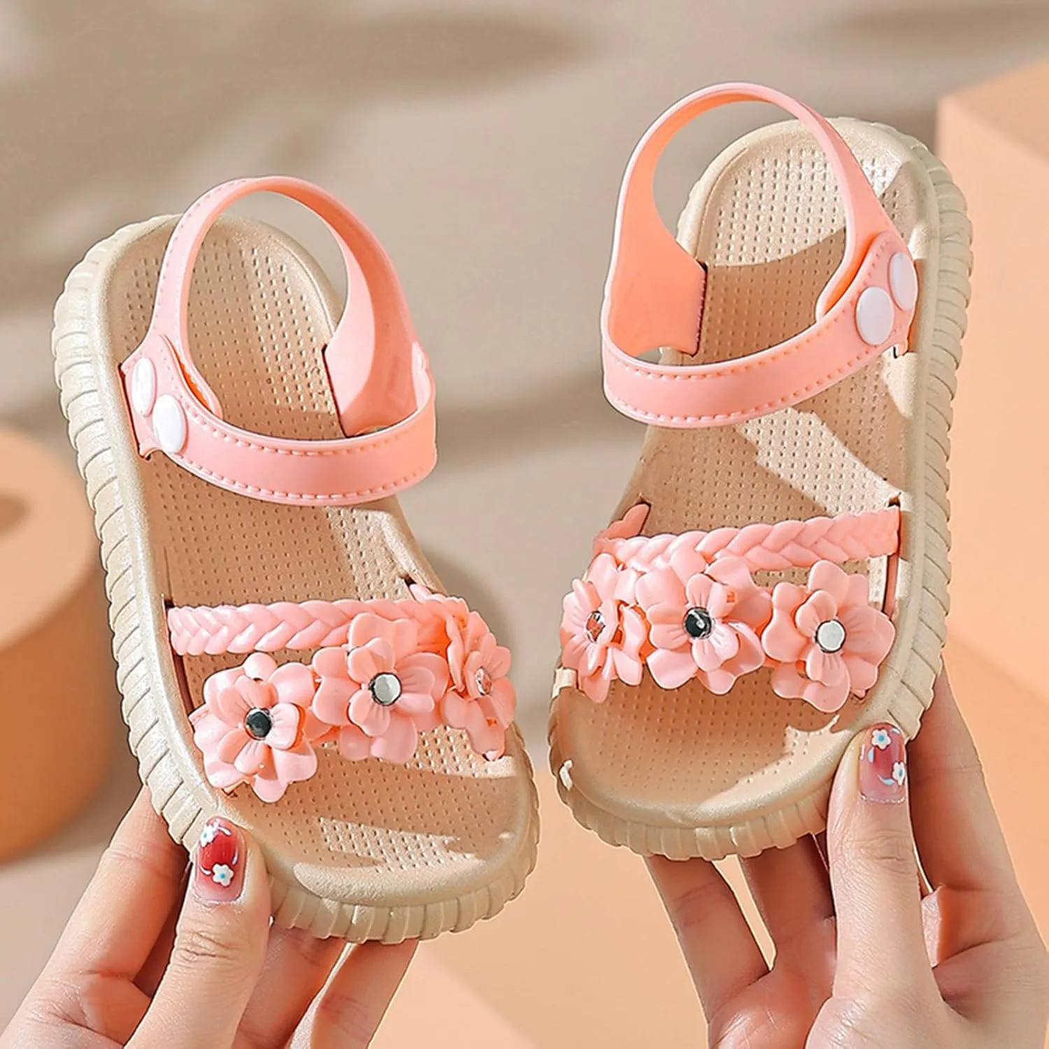 Sandals Baby Comfortable No Slip Summer Girls Fashion Sandals For Toddlers Soft Bottom Non Slip Outdoor Wear Flower Decorative Children's Shoes Adjustable Sporty Slides for The Beach and Pool