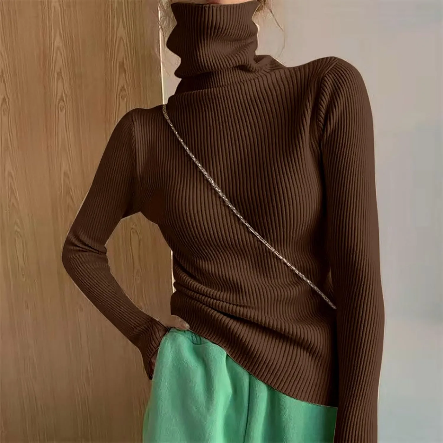 Women Turtleneck Sweaters Oversized Loose Fit Thumb Holes Sweater Trendy Warm Long Sleeve Ribbed Knit Pullover Jumper