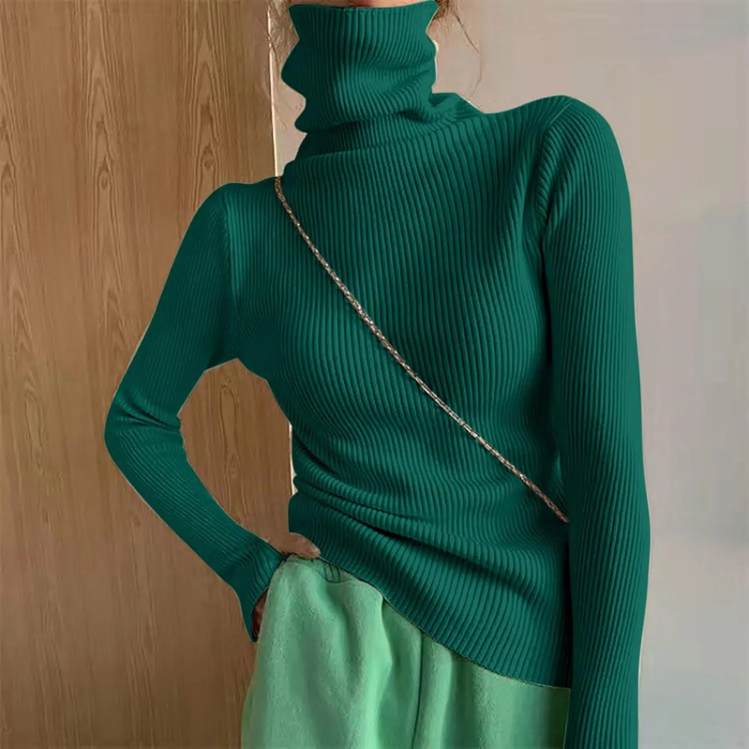Women Turtleneck Sweaters Oversized Loose Fit Thumb Holes Sweater Trendy Warm Long Sleeve Ribbed Knit Pullover Jumper
